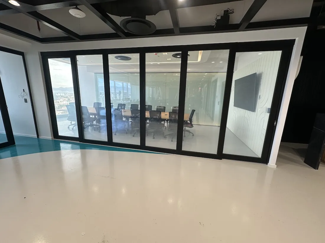 Proyecto Proyecto Bitso Torre Diana Sala Juntas Principal - Smart Film (PDLC) - Foto 13