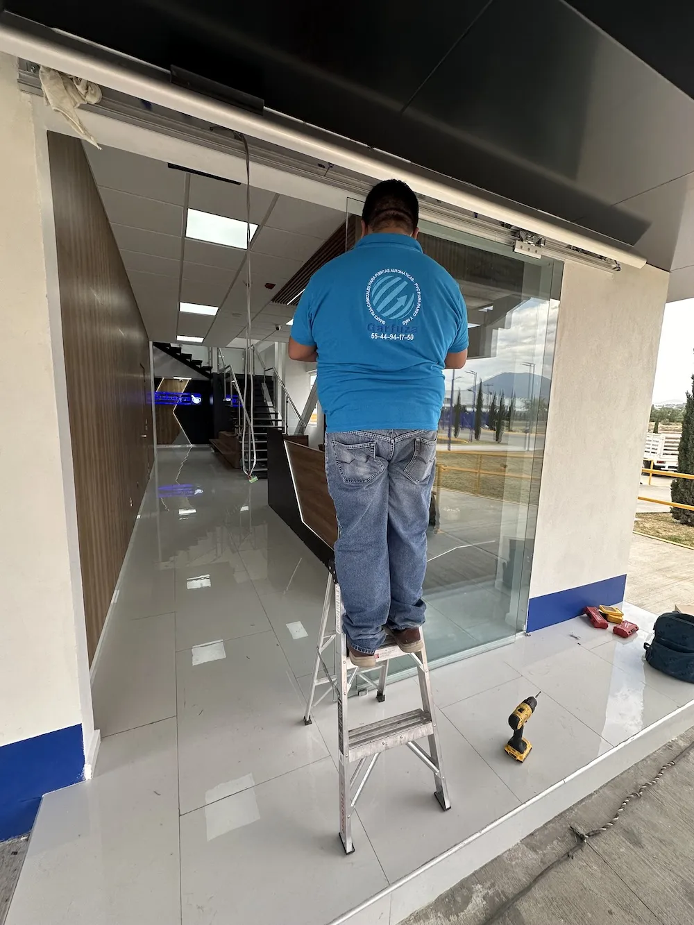 Proyecto Proyecto Brulagsa Puerta Automatica - Smart Film (PDLC) - Foto 2