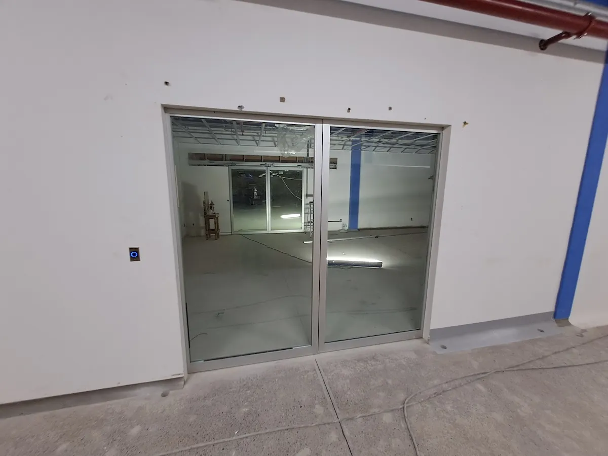 Proyecto Proyecto Farmaceutica Cordoba Veracruz Puertas Automaticas - Smart Film (PDLC) - Foto 11