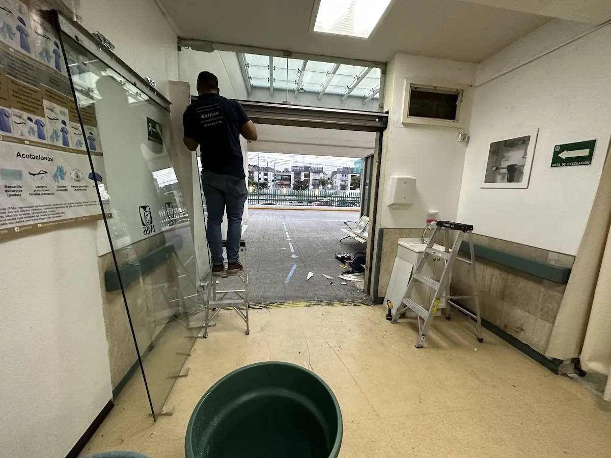 Proyecto Proyecto Hgz 2 Troncoso Puerta Automatica - Smart Film (PDLC) - Foto 12