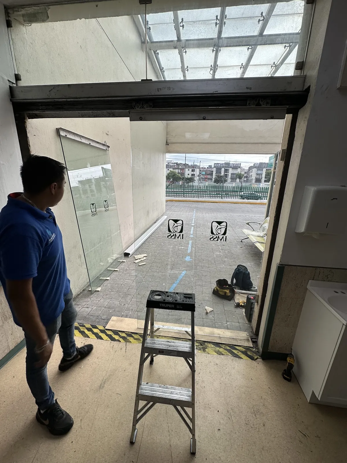 Proyecto Proyecto Hgz 2 Troncoso Puerta Automatica - Smart Film (PDLC) - Foto 6