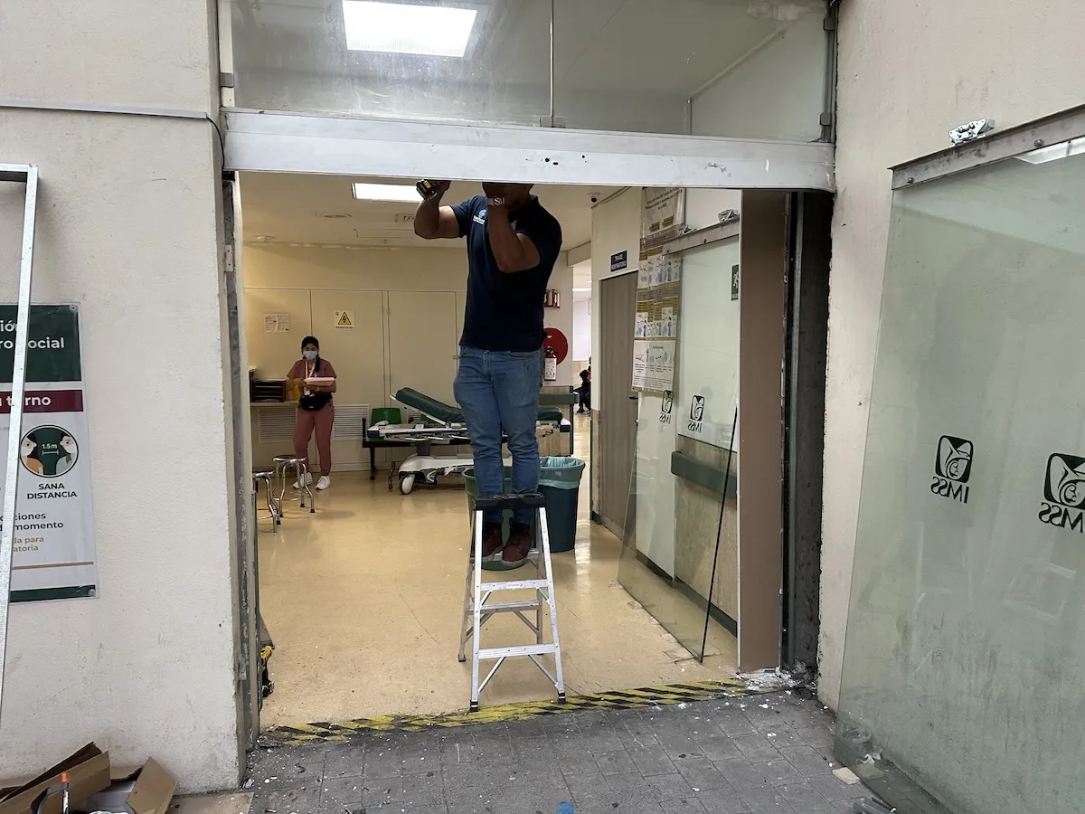 Proyecto Proyecto Hgz 2 Troncoso Puerta Automatica - Smart Film (PDLC) - Foto 9