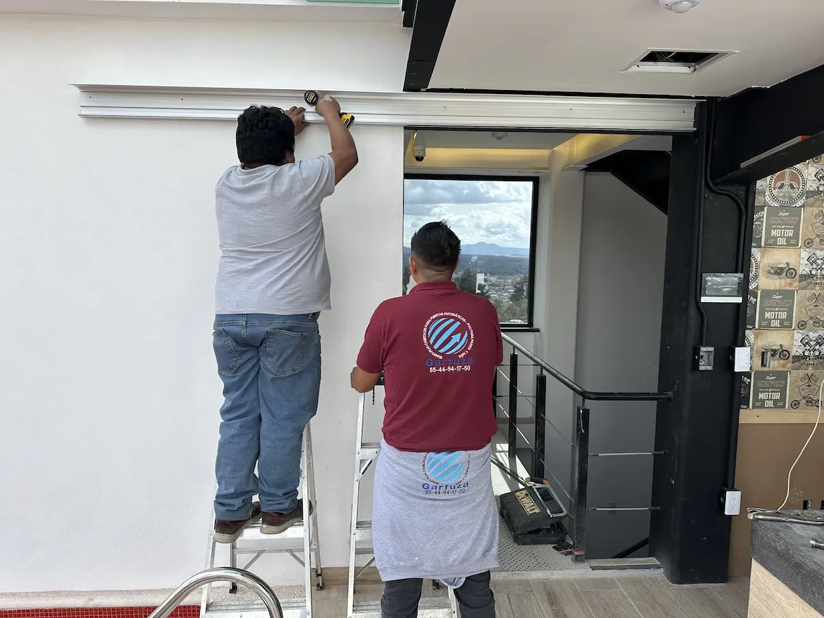 Proyecto Proyecto Penthouse Ocoyoacac Puerta Automatica - Smart Film (PDLC) - Foto 4