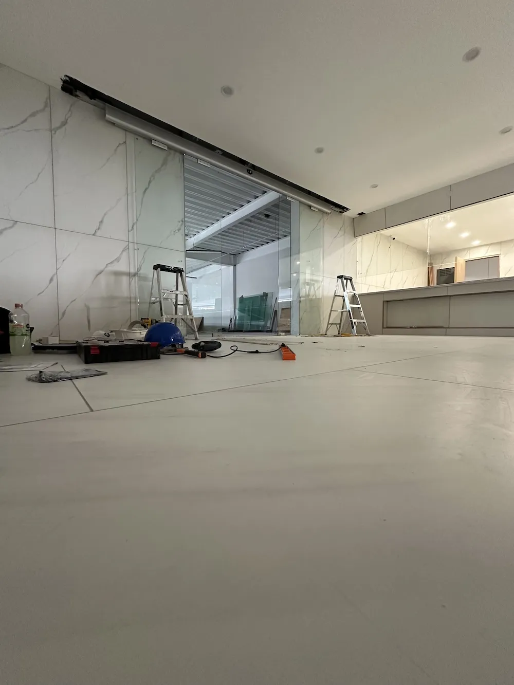 Proyecto Proyecto Restaurante Plaza China Eje Central Puerta Automatica - Smart Film (PDLC) - Foto 12