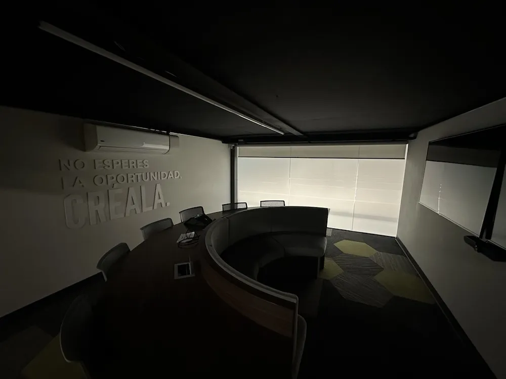 Proyecto Proyecto Sala 1 Lipu Coorporativo - Smart Film (PDLC) - Foto 14