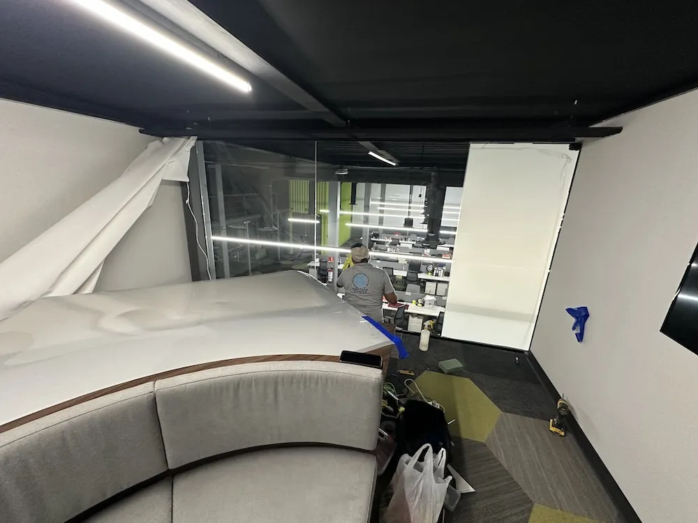 Proyecto Proyecto Sala 1 Lipu Coorporativo - Smart Film (PDLC) - Foto 3