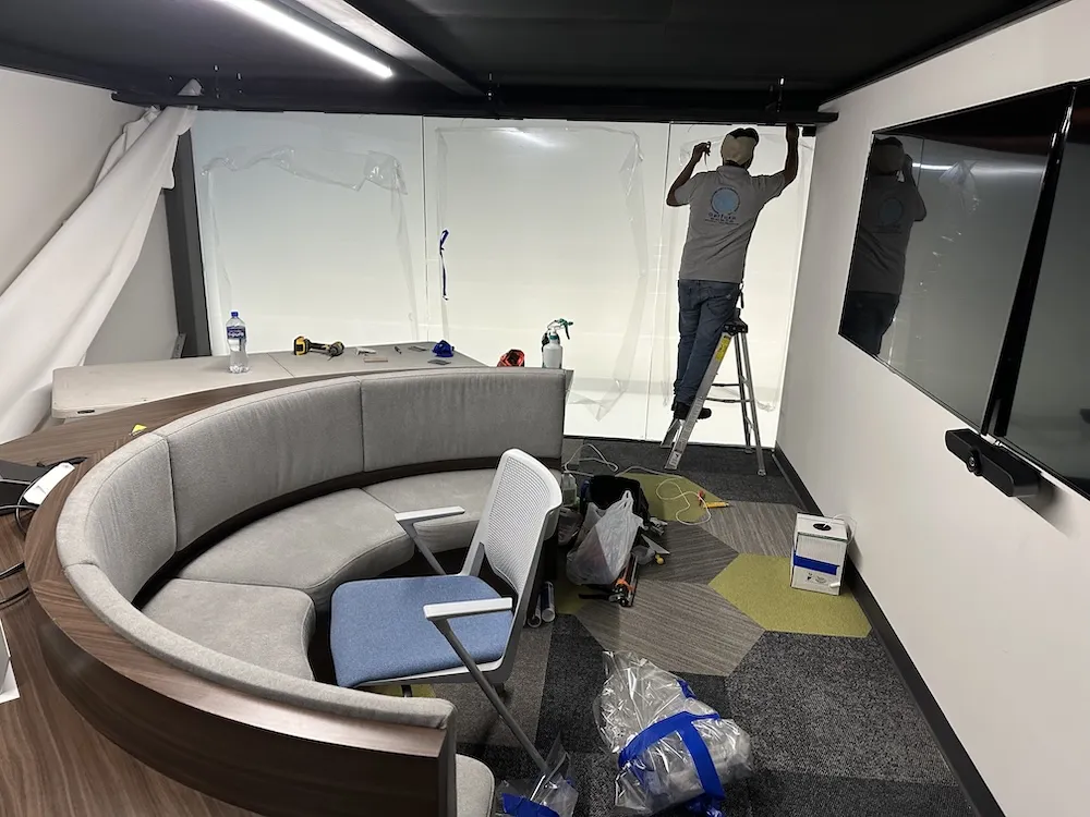 Proyecto Proyecto Sala 1 Lipu Coorporativo - Smart Film (PDLC) - Foto 7