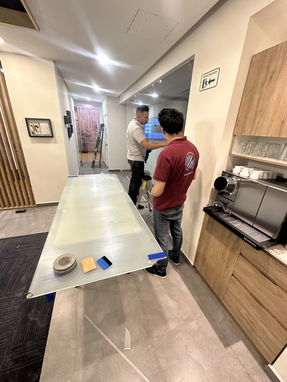 Proyecto Proyecto Sala De Juntas 1 Solidfarma Smart Film - Smart Film (PDLC) - Foto 4