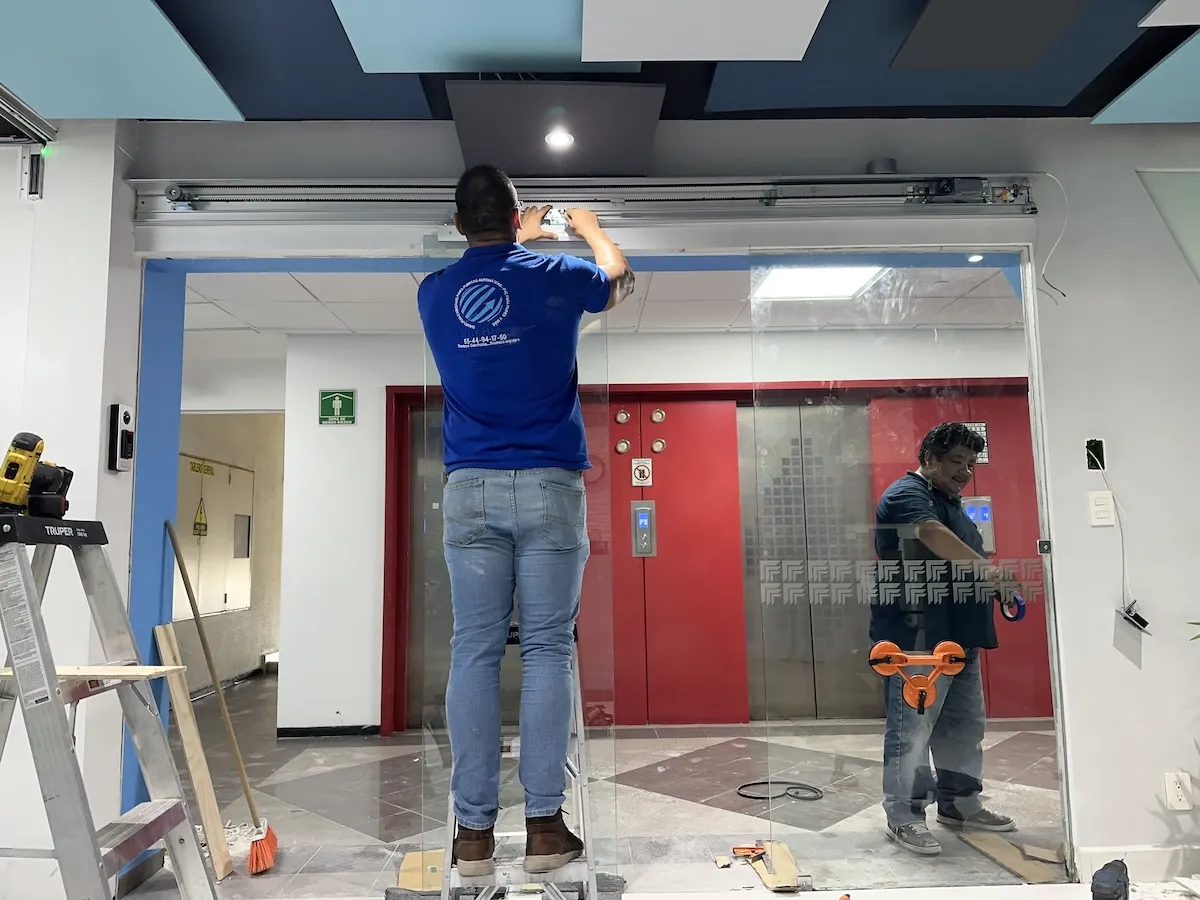 Proyecto Proyecto Vector Pro Puerta Automatica - Smart Film (PDLC) - Foto 8